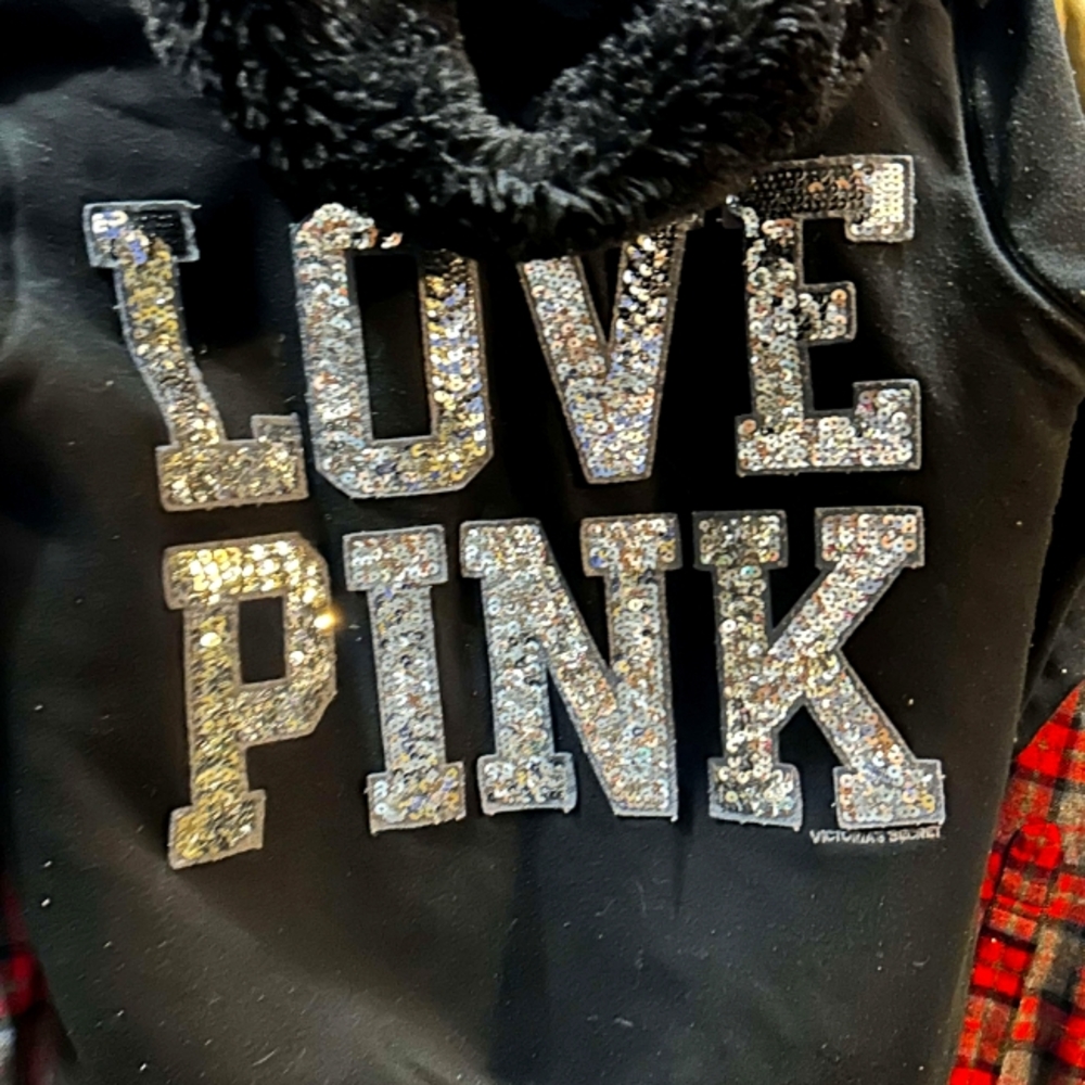PINK SWEATER LG